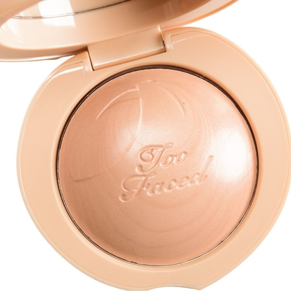 Too Faced Peach Frost Happy Face Melting Powder Highlighter - Picture 2 of 6